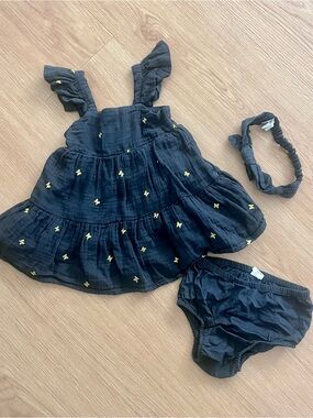 Baby GAP Black Ruffle Baby Dress Set with Headband and Bloomers